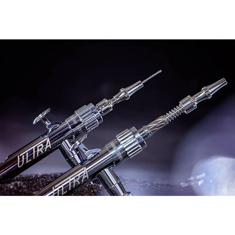 Harder & Steenbeck Ultra 2024 Airbrushpistole mit Dosierring